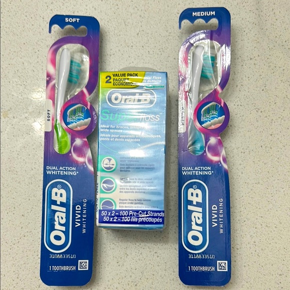 🌺 Vivid Whitening Toothbrush and Superfloss Set. - Picture 1 of 1